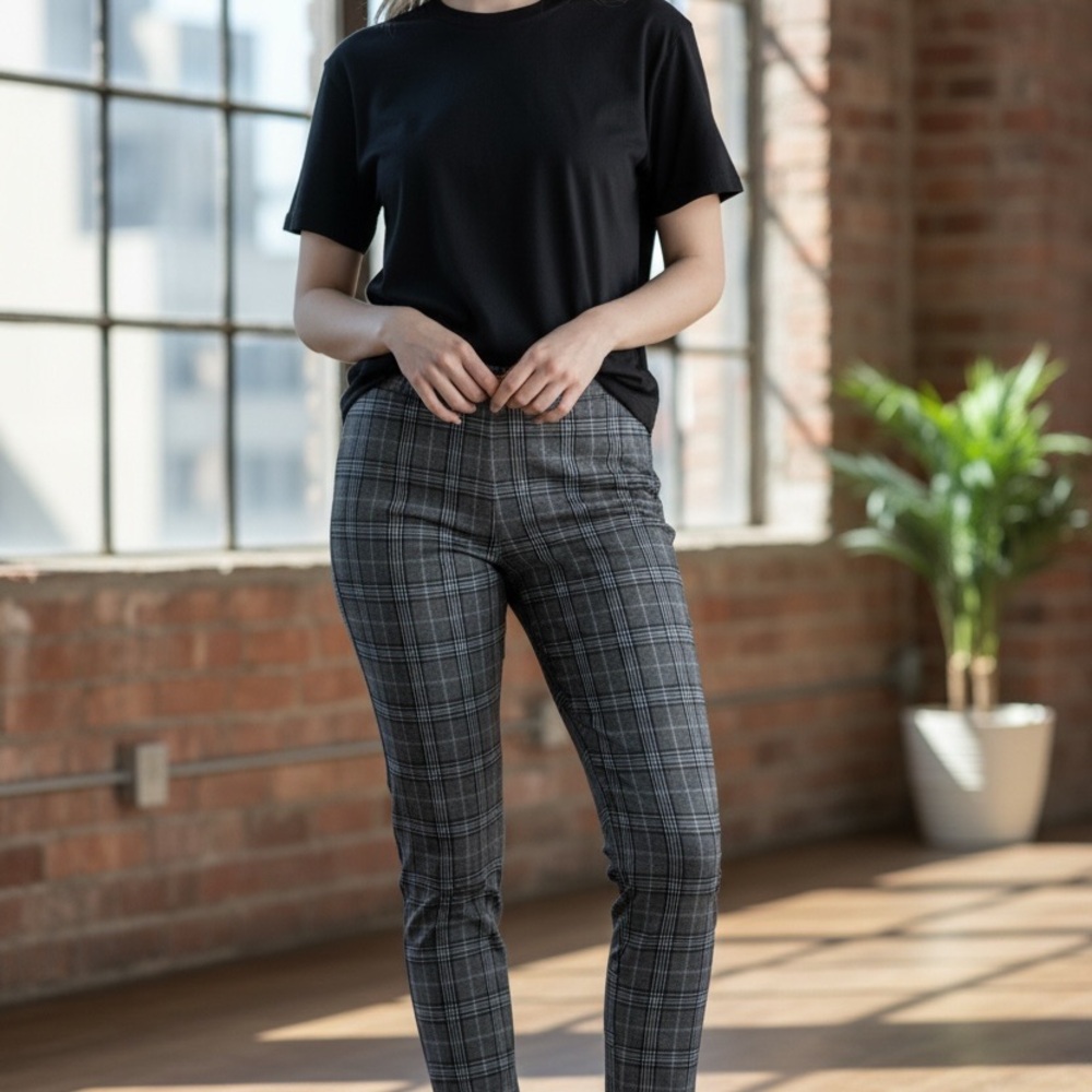Rag & Bone Women's Black and Gray Plaid Pants